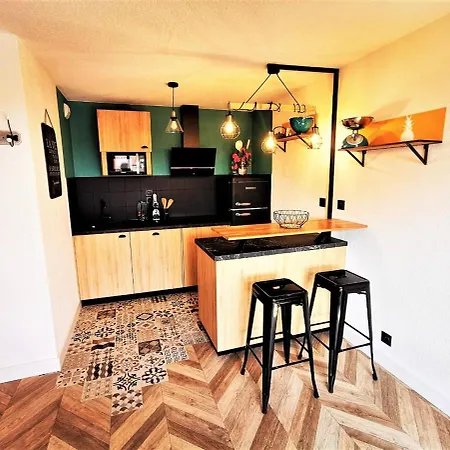 T2 Cosy ₪ Securise ₪ Airbus ₪ Piscine Apartman *