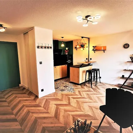 T2 Cosy ₪ Securise ₪ Airbus ₪ Piscine *